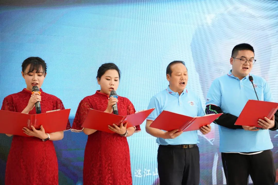 昆明彤骏集团2024年度“彤图大展.筑梦远航”迎春年会圆满召开